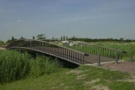 Wees een brug voor elkaar